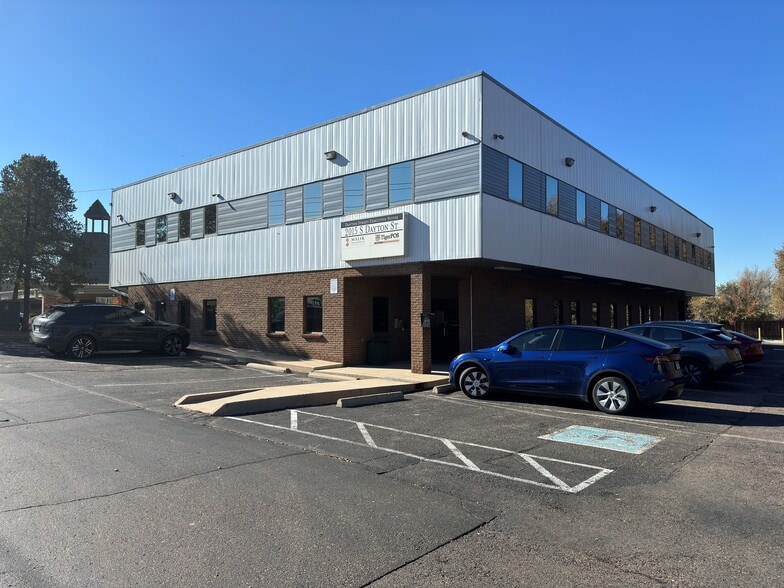 2015 S Dayton St, Denver, CO for lease - Building Photo - Image 1 of 4