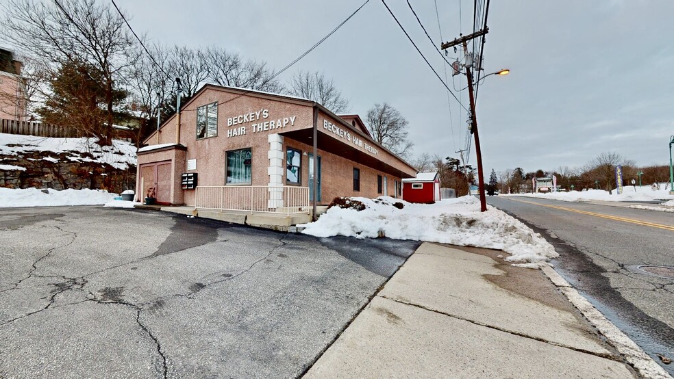 59 E Main St, Sussex, NJ for lease - Building Photo - Image 2 of 10