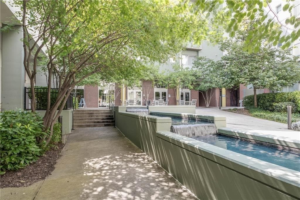 620 Glen Iris Dr, Atlanta, GA 30308 - Unit 108 - - Interior Photo - Image 1 of 3