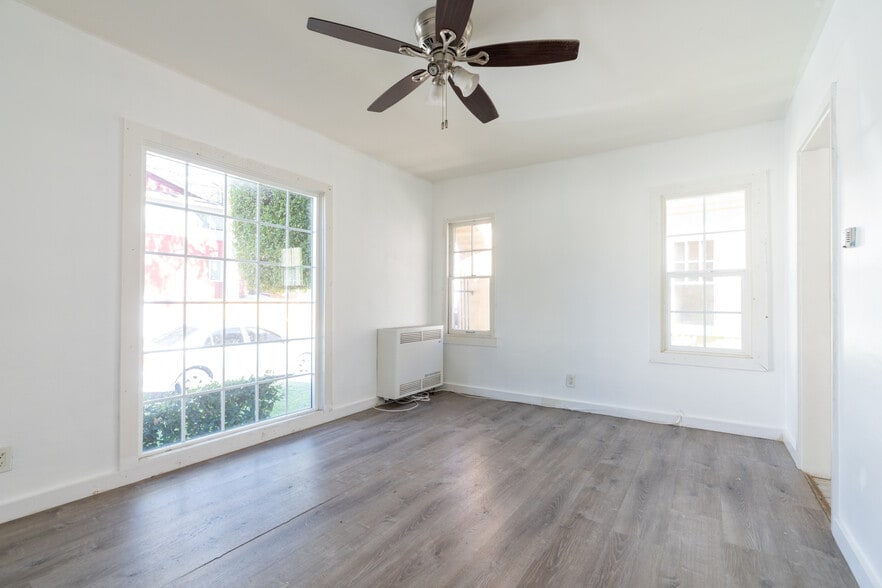 1832 Lansdowne Ave, Los Angeles, CA for sale - Building Photo - Image 3 of 8