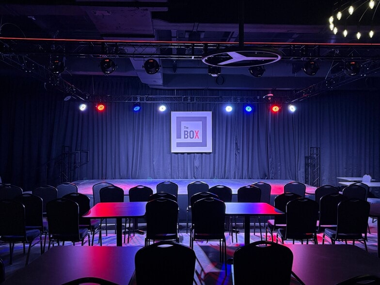 220 NW 180th Ave, Pembroke Pines, FL for lease - Building Photo - Image 3 of 5