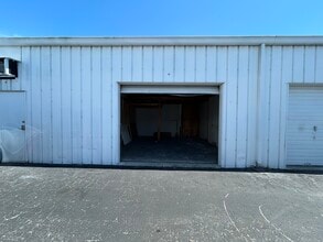 6043 Deacon Rd, Sarasota, FL for lease Building Photo- Image 1 of 2