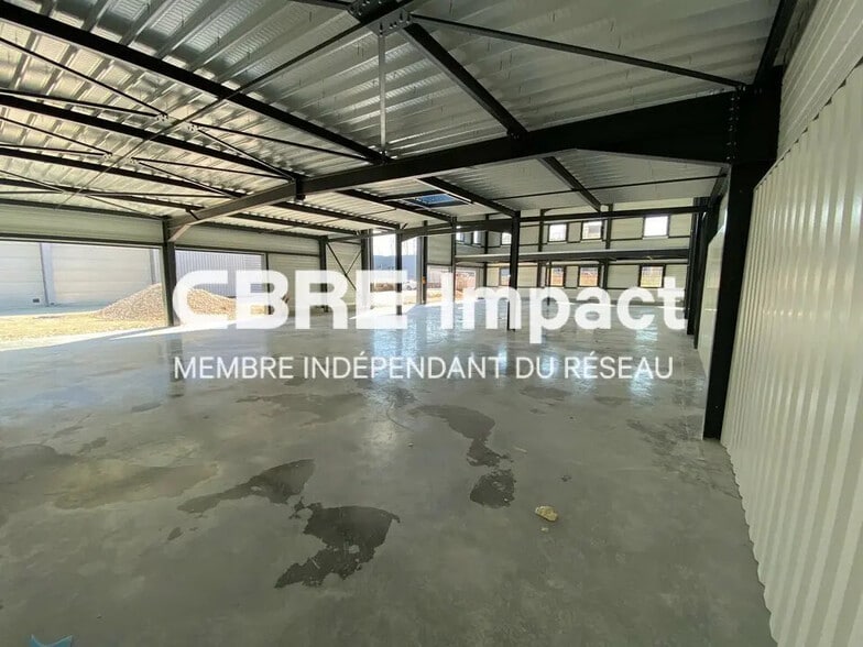 Flex in Fontaine-lès-Dijon for lease - Interior Photo - Image 3 of 7