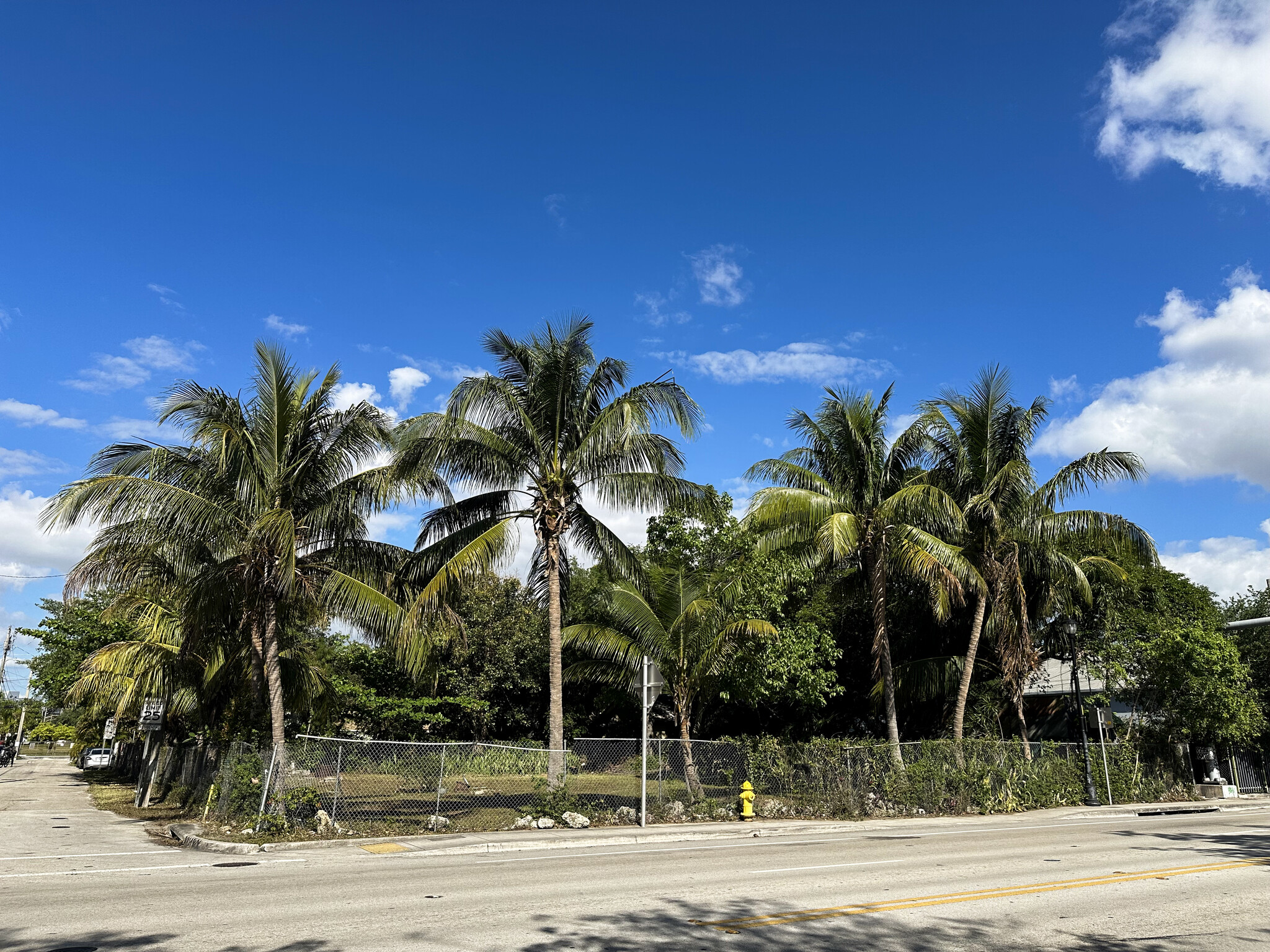 5804 NE 2nd Ave, Miami, FL for lease Building Photo- Image 1 of 9