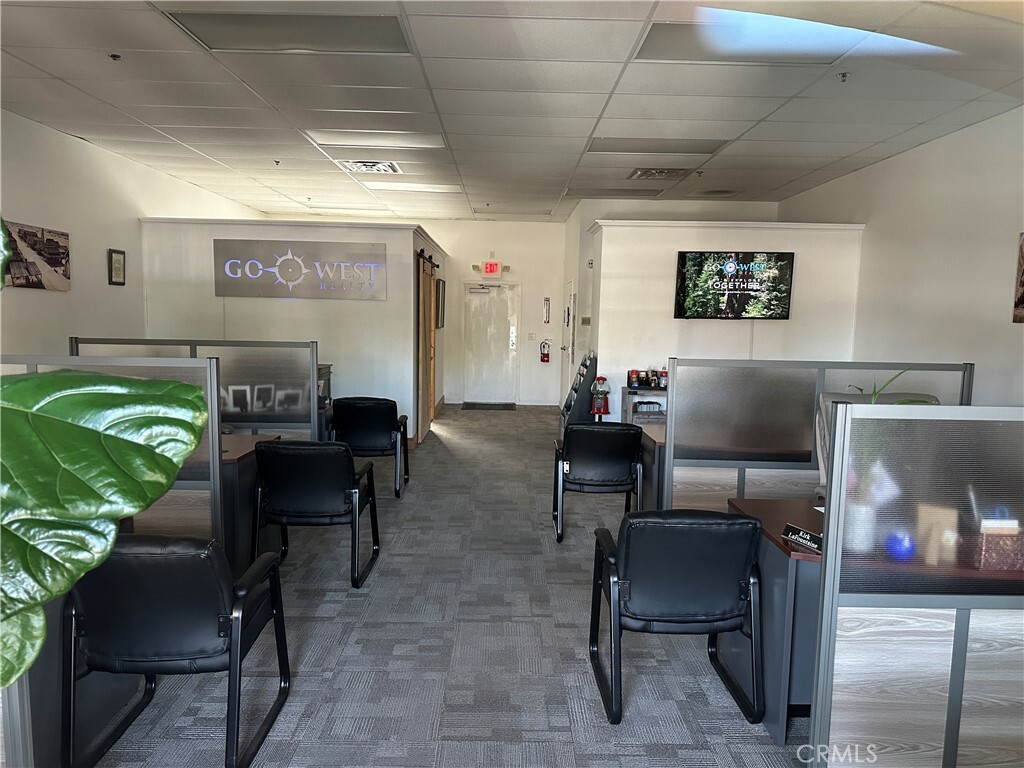 680 Oro Dam Blvd E, Oroville, CA for lease Interior Photo- Image 1 of 1