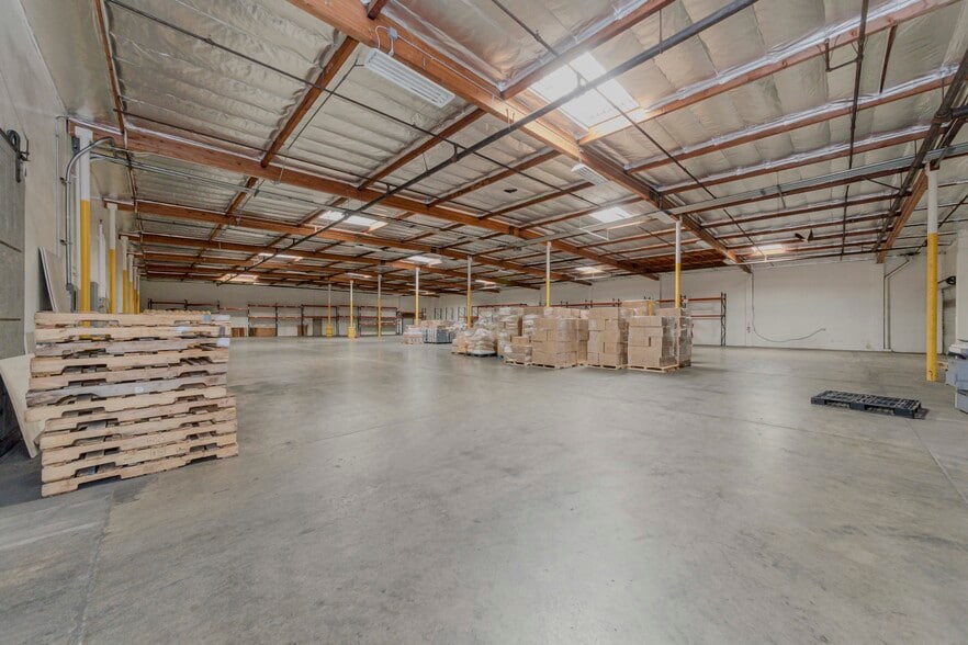 530-540 E Alondra Blvd, Gardena, CA for lease - Interior Photo - Image 2 of 7