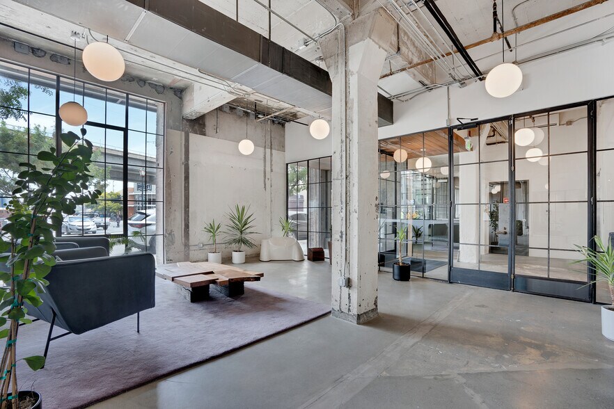 837 N Spring St, Los Angeles, CA for sale - Matterport 3D Scan - Image 2 of 30