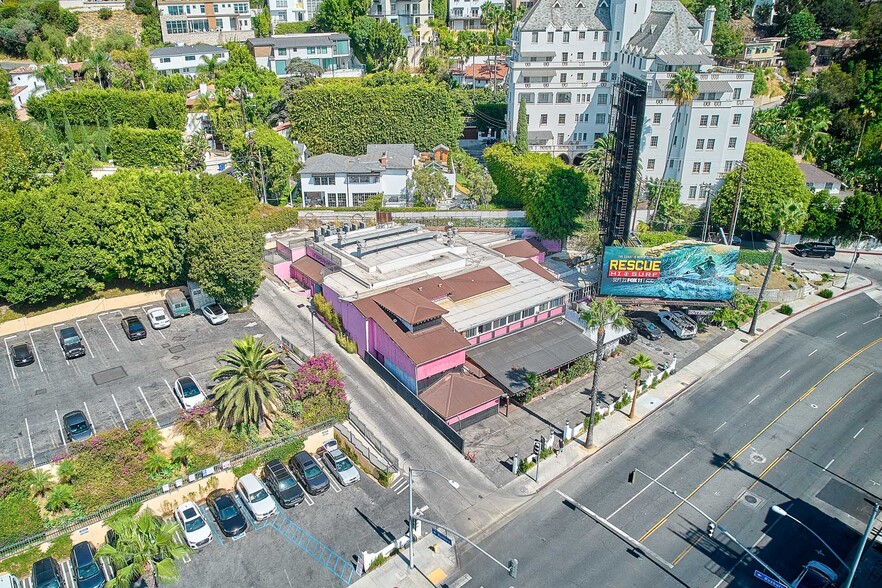 8225 W Sunset Blvd, West Hollywood, CA for lease - Building Photo - Image 1 of 8