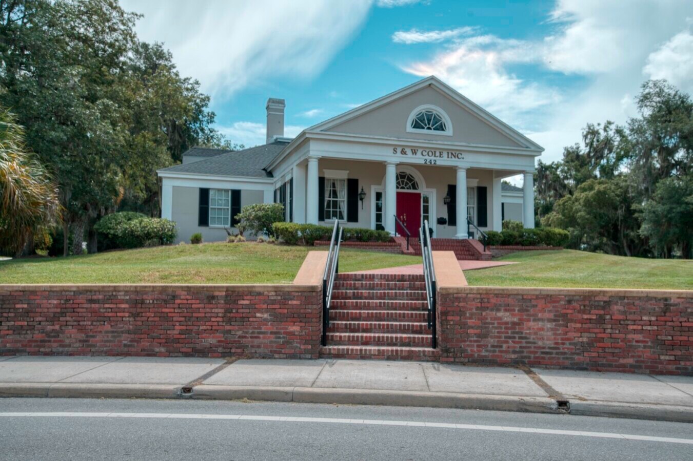 242 Howell Ave, Brooksville, FL 34601