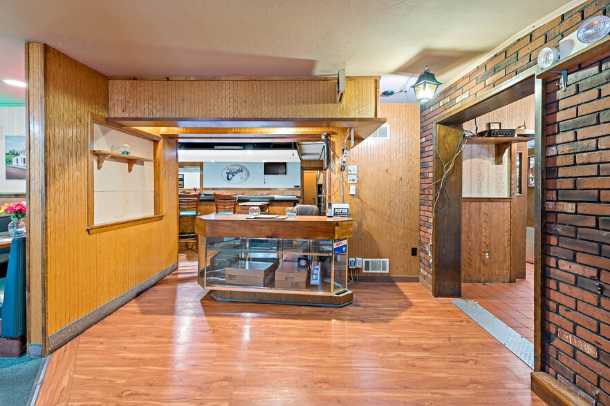 180 Butler Rd, Saxonburg, PA for sale - Building Photo - Image 3 of 68