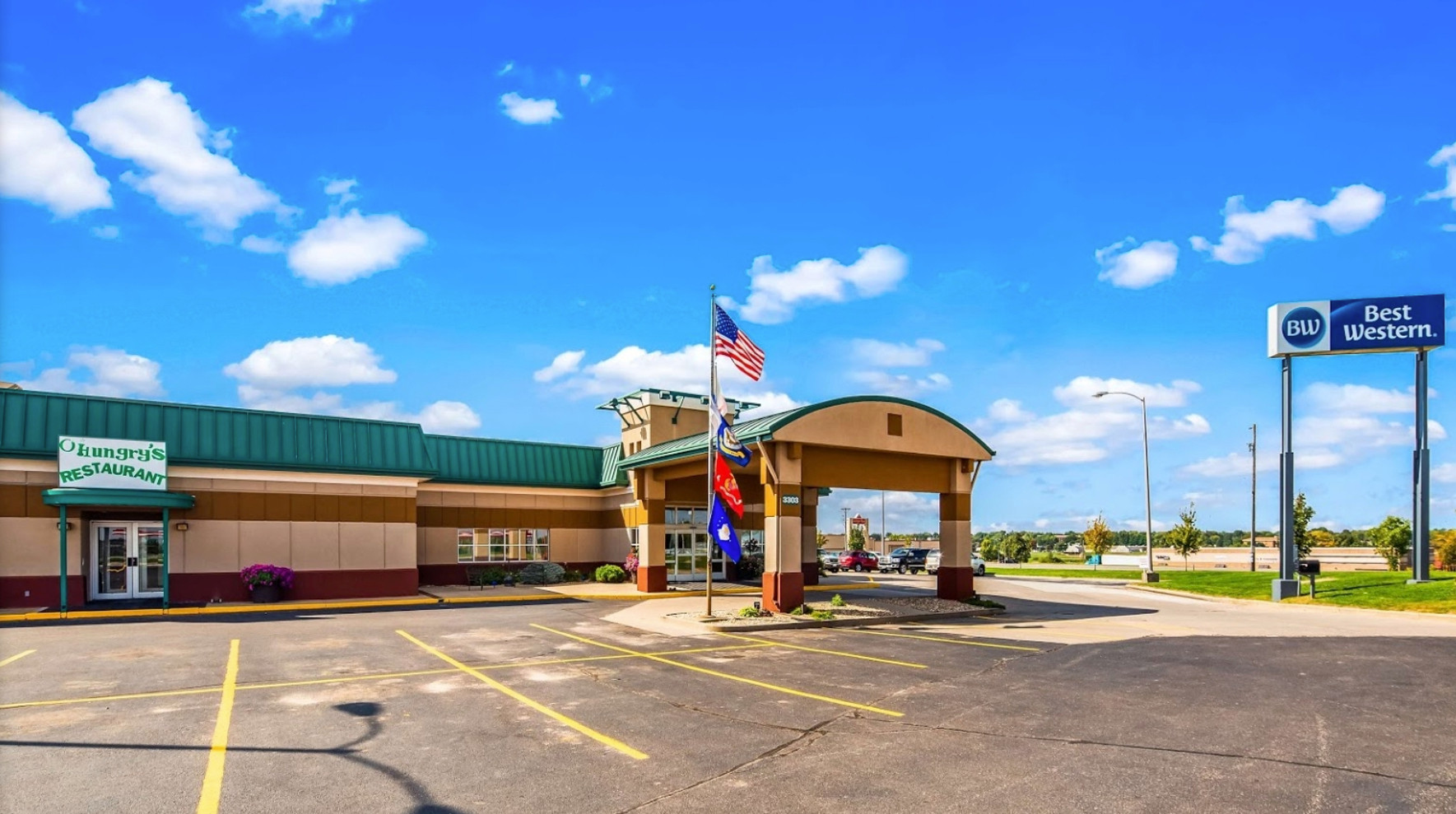 3303 S Center St, Marshalltown, IA for sale Primary Photo- Image 1 of 1