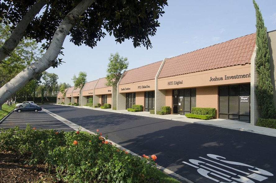 657-727 Brea Canyon Rd, Walnut, CA for lease - Building Photo - Image 3 of 46