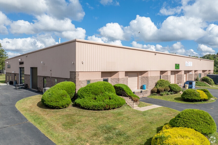 31-41 Appletree Ln, Pipersville, PA for sale - Primary Photo - Image 1 of 1