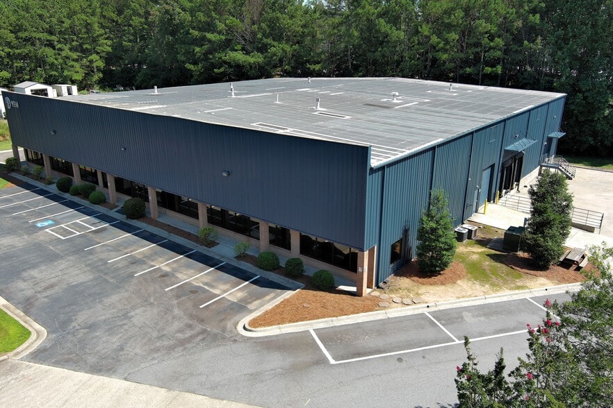 9330 Industrial Ter, Alpharetta, GA for lease - Building Photo - Image 2 of 3