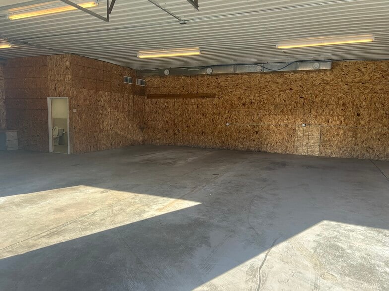 3095 162nd Ln NW, Andover, MN for lease - Building Photo - Image 3 of 8