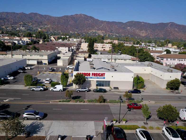 810-822 S San Fernando Blvd, Burbank, CA for sale - Building Photo - Image 3 of 12