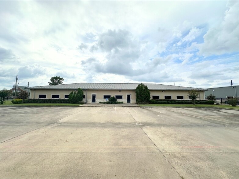 21613 Rhodes Rd, Spring, TX for lease - Building Photo - Image 2 of 7