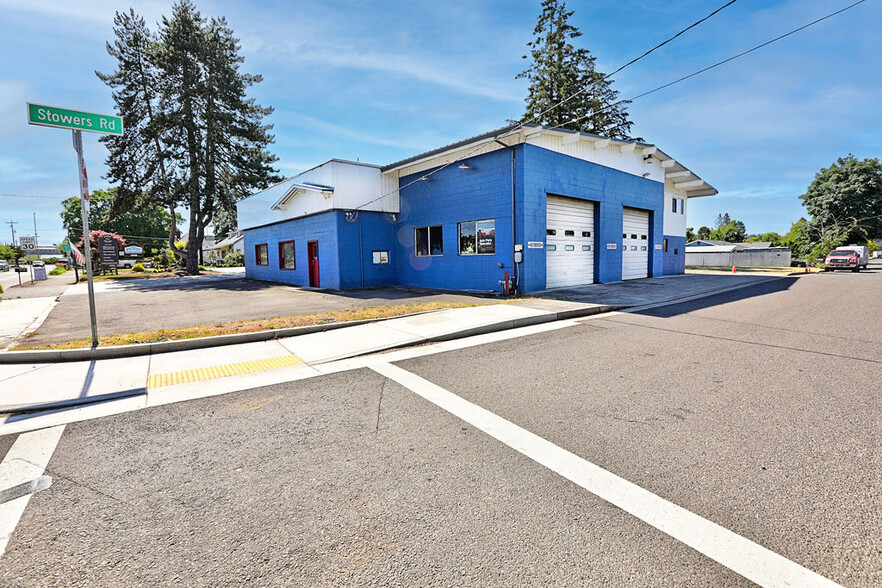 804 E Main St, Molalla, OR for sale - Building Photo - Image 3 of 6