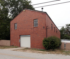 250 Cleveland St, Locust Grove GA - Warehouse