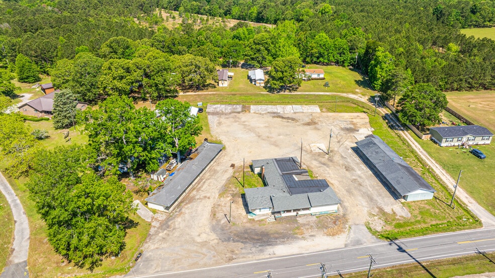 1058 Edgewater Rd, Pineville, SC for sale - Primary Photo - Image 1 of 49