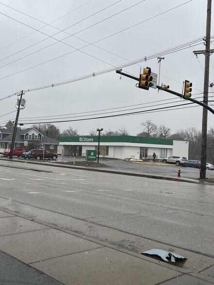 11060 Perry Hwy, Wexford, PA for sale - Building Photo - Image 1 of 5