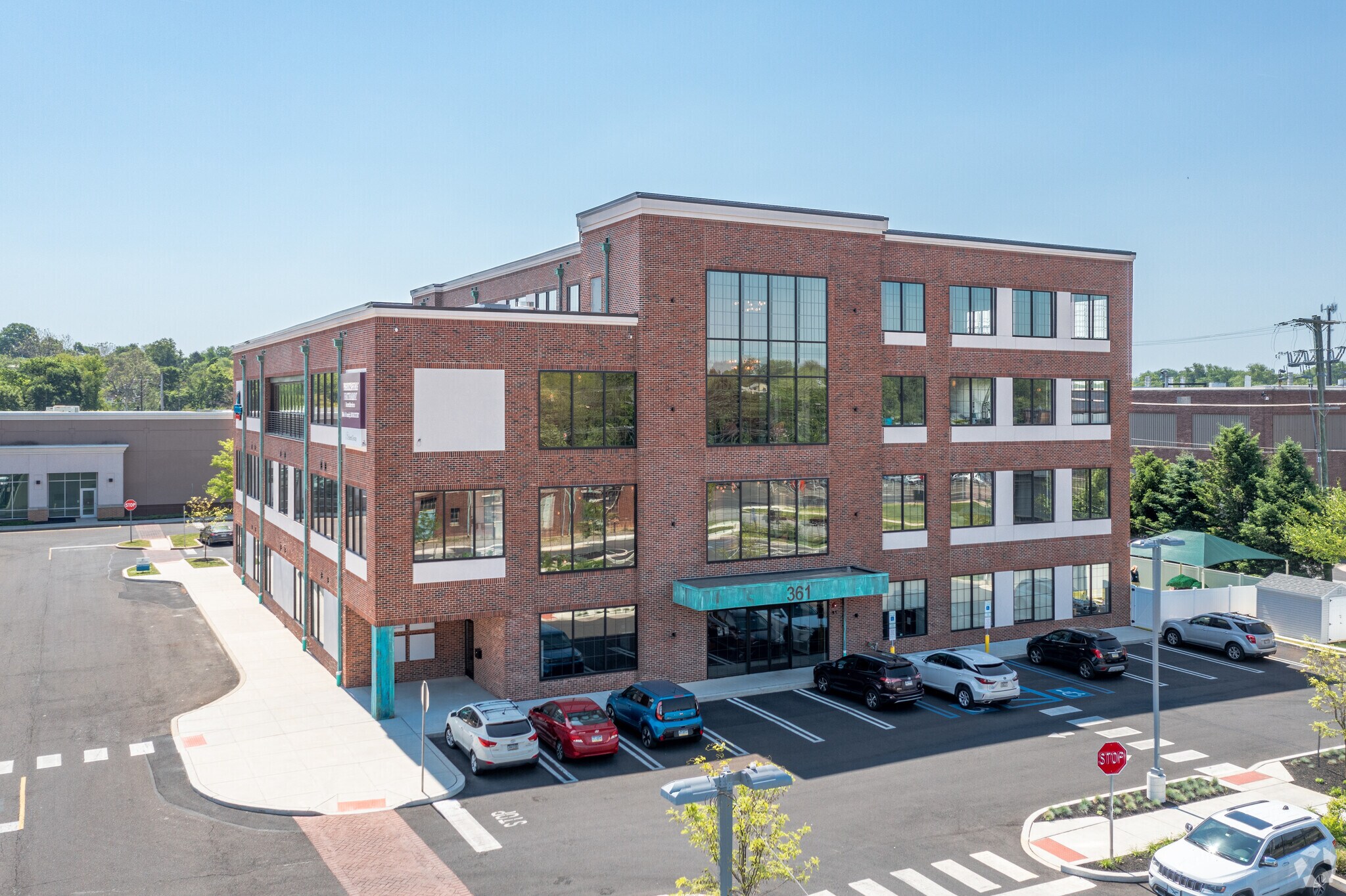 357 Highland Ave, Glenside, PA for lease Primary Photo- Image 1 of 16