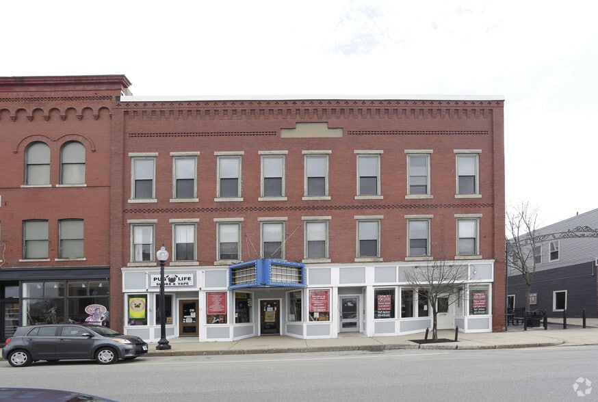 65-71 N Main St, Rochester, NH for sale - Building Photo - Image 1 of 1