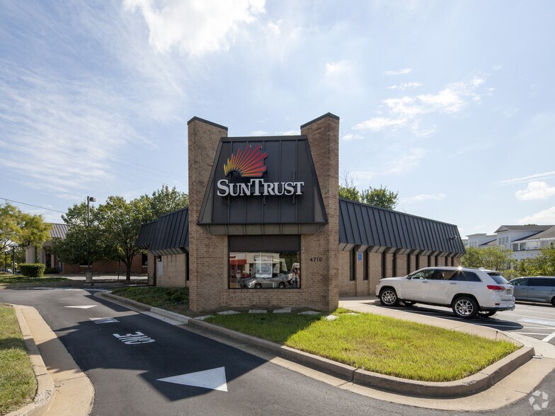 4710 Lee Hwy, Arlington, VA 22207