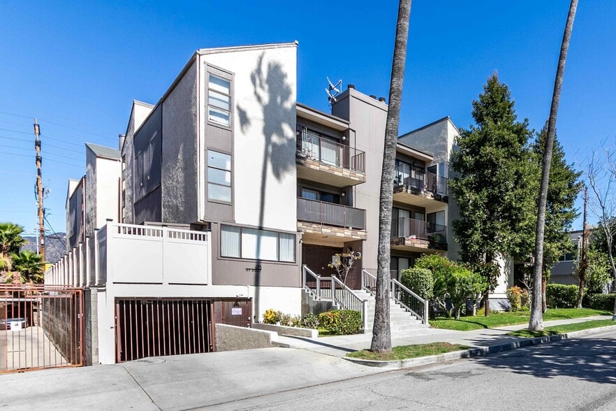 453 Ivy St, Glendale, CA for sale - Building Photo - Image 2 of 11