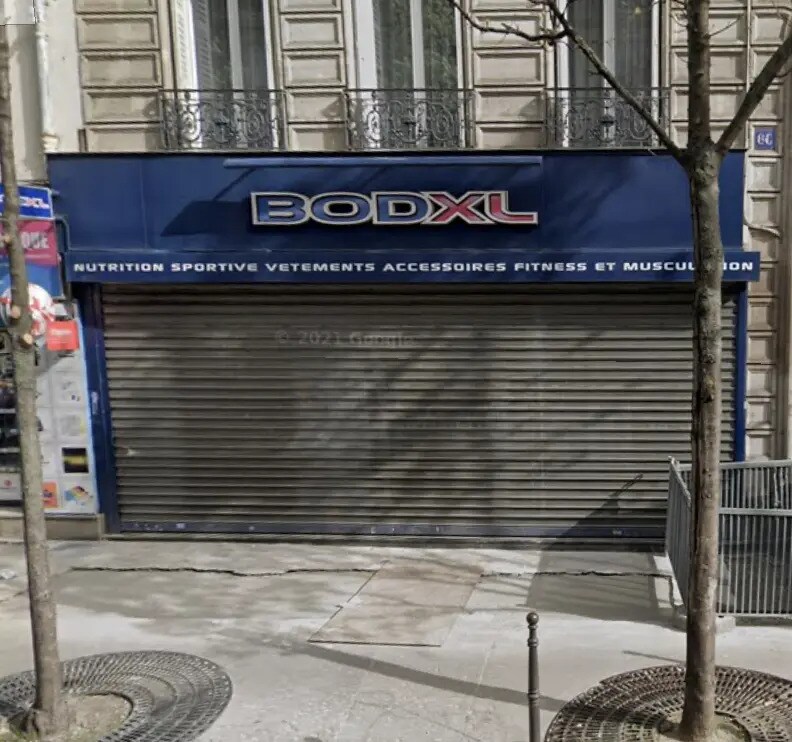 Retail in Paris for lease Building Photo- Image 1 of 3