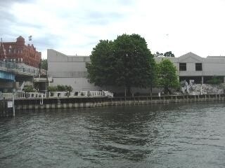 400 River St, Manistee, MI for sale Primary Photo- Image 1 of 1