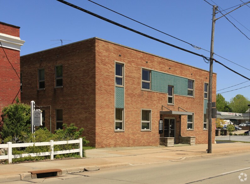 4225 Mayfield Rd, South Euclid, OH 44121