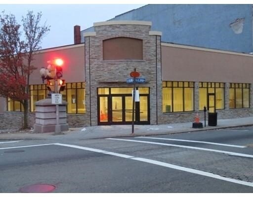 303-307 S Main St, Fall River, MA for sale Primary Photo- Image 1 of 1