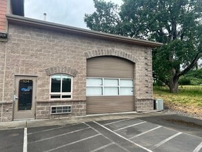 202 Wasco Loop, Hood River, OR for lease Interior Photo- Image 1 of 3