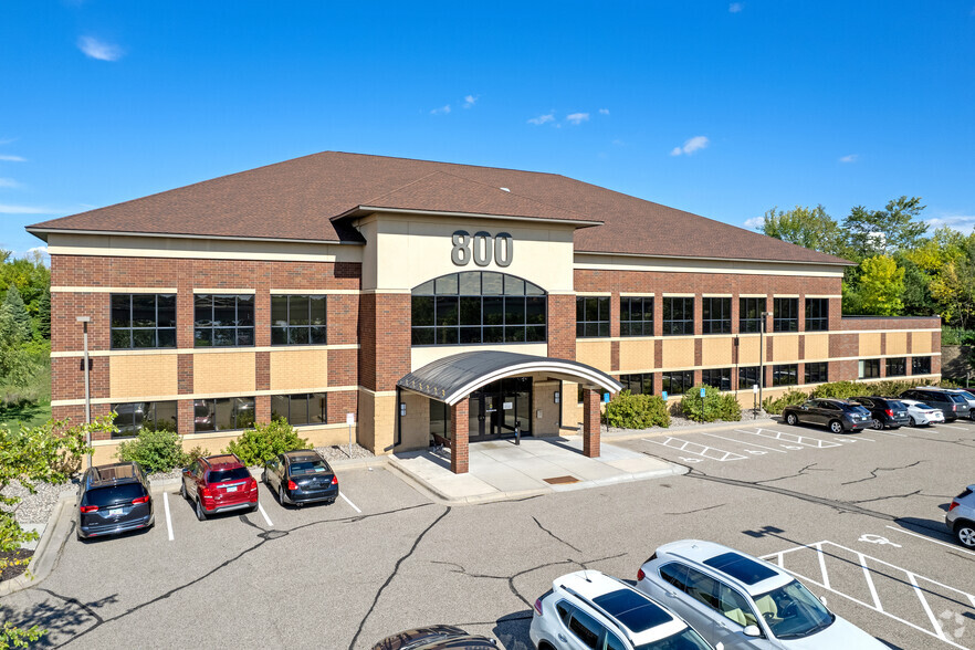 800 Prairie Center Dr, Eden Prairie, MN for lease - Building Photo - Image 2 of 5