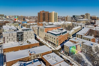 2095-2101 Boul Saint-Laurent, Montréal, QC - AERIAL  map view