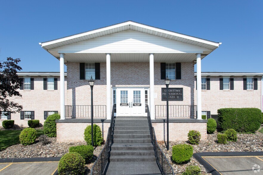 211 Easy St, Uniontown, PA for sale - Primary Photo - Image 1 of 1