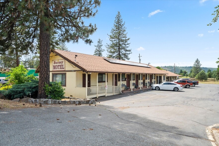 37448 Main St, Burney, CA for sale - Building Photo - Image 2 of 17