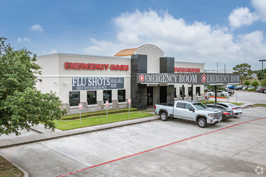 837 Cypress Creek Pkwy, Houston, TX for lease - Building Photo - Image 2 of 4