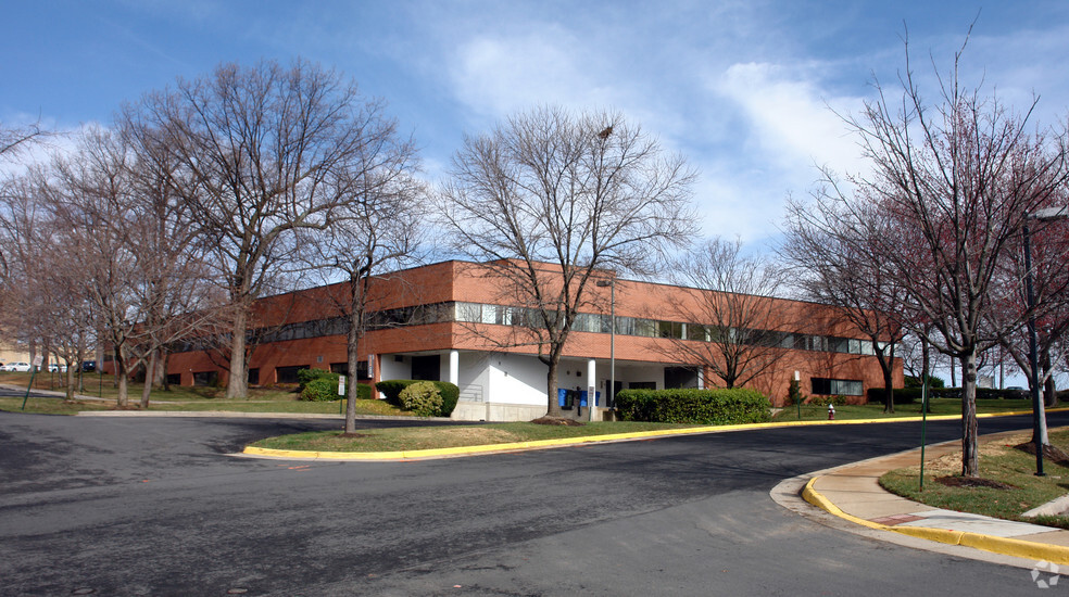 11495 Sunset Hills Rd, Reston, VA for lease - Building Photo - Image 2 of 6