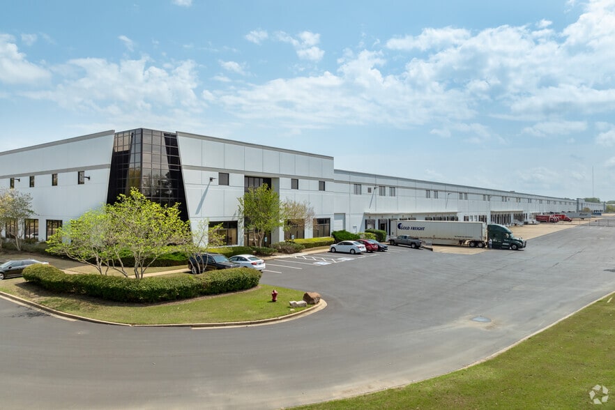 5300 Hickory Hill Rd, Memphis, TN for lease - Building Photo - Image 3 of 14