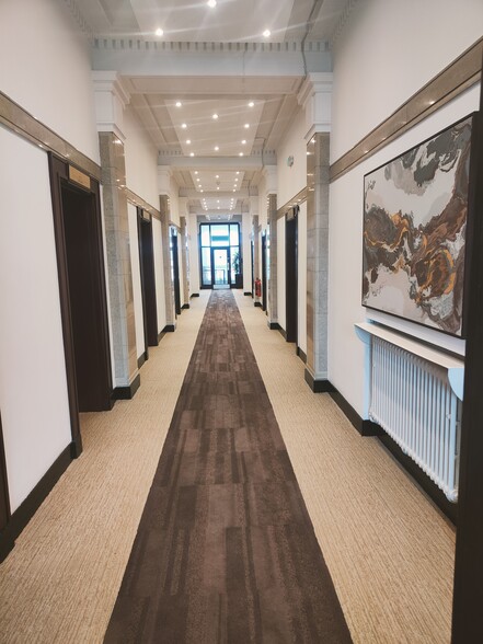 Watery Ln, Preston for lease - Interior Photo - Image 2 of 7