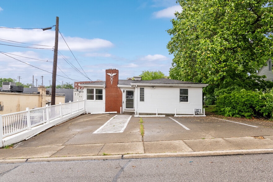 10 Youell St, Florence, KY for sale - Building Photo - Image 3 of 24