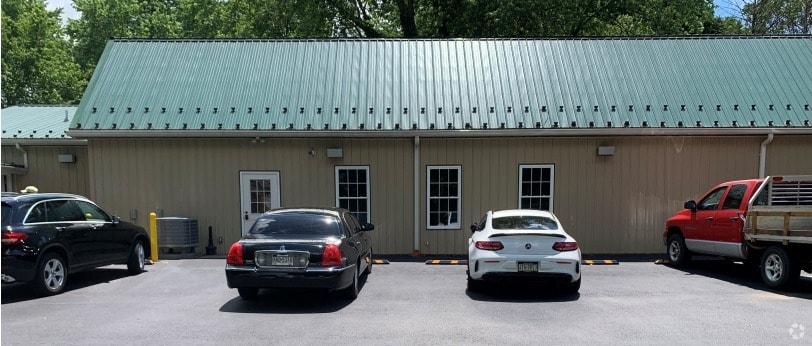 233 Allen Rd, Carlisle, PA for lease Primary Photo- Image 1 of 2