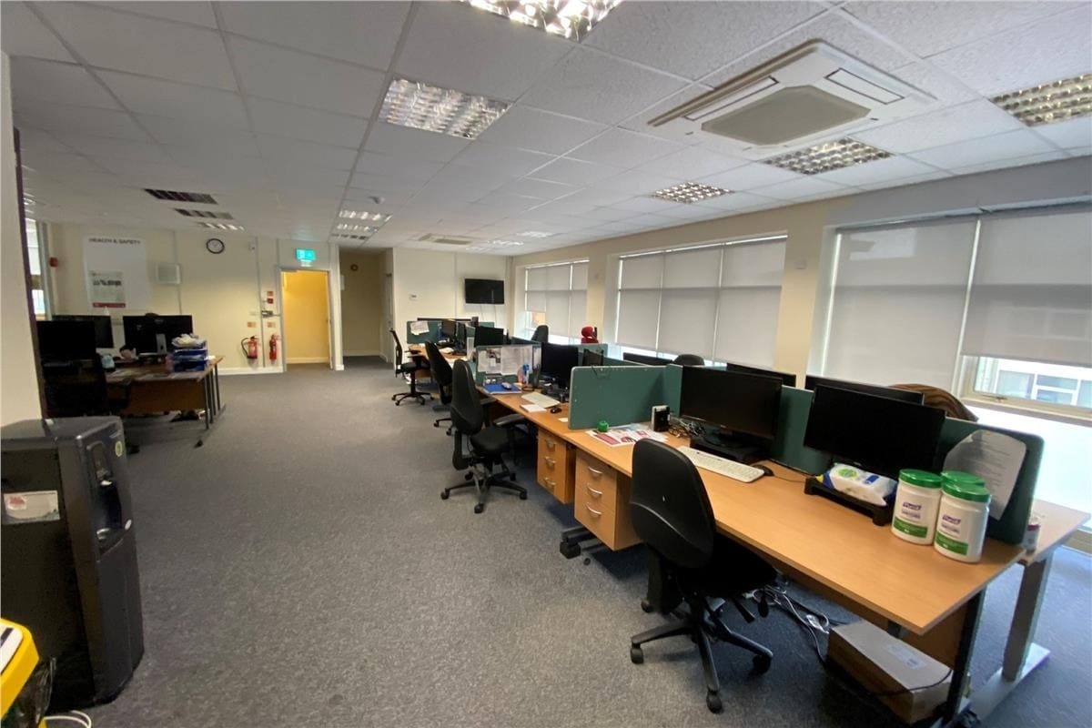 Bonham Dr, Sittingbourne for sale Interior Photo- Image 1 of 1