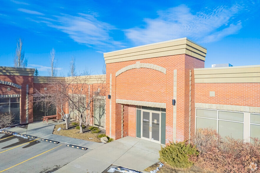 4639 Manhattan Rd SE, Calgary, AB for lease - Building Photo - Image 2 of 3
