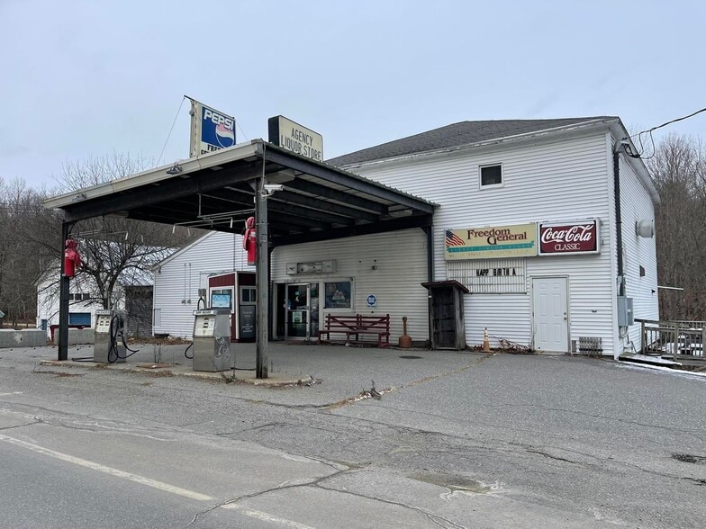 27 Belfast Rd, Freedom, ME for sale - Primary Photo - Image 1 of 1
