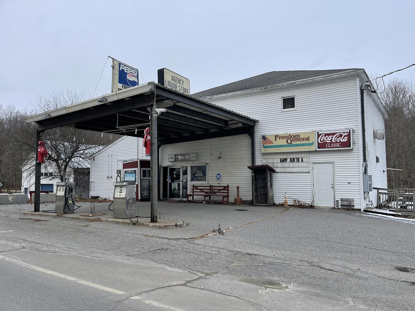 27 Belfast Rd, Freedom, ME for sale Primary Photo- Image 1 of 1