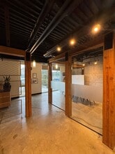 1515 Barrow St, North Vancouver, BC for lease Interior Photo- Image 1 of 10