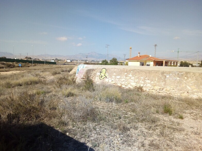 Land in San Vicente del Raspeig, Alicante for sale - Building Photo - Image 2 of 2